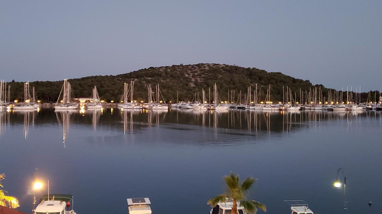 Lastin Dvor Rogoznica  Εξωτερικό φωτογραφία